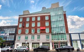 Red Roof Plus Brooklyn - Flatbush Ave